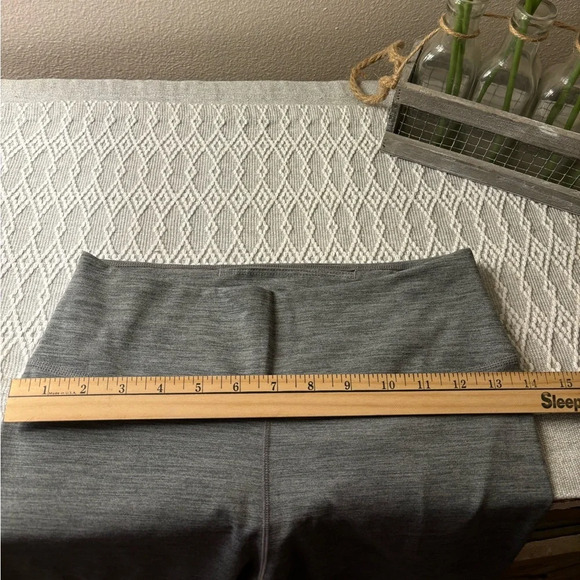 NIKE DRI FIT ONE LEGGINGS SIZE S TRAINING MID RISE, GRAY. Athletic Leggings. - Picture 8 of 8